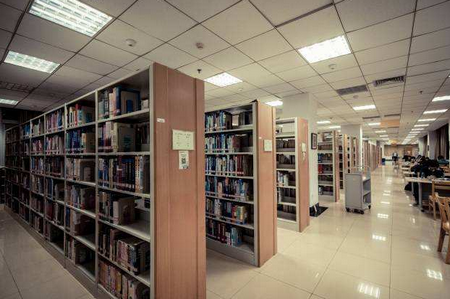南京中医药大学图书馆