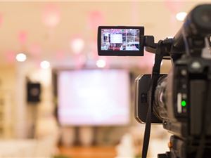 东方甄选“交作业”：走红3个月GMV20亿，“完胜”交个朋友