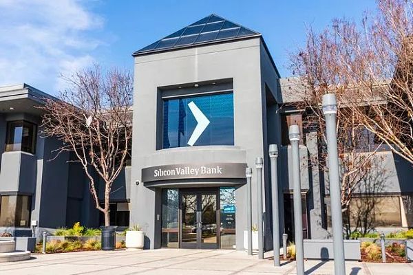 SVB暴雷后可能会步后尘的10家银行2